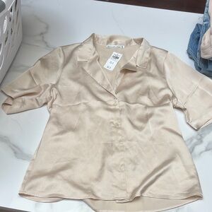 A&f satin blouse